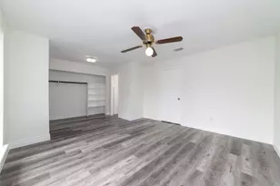2106 Endicott Ln, Sugar Land, TX 77478 - Photo 16