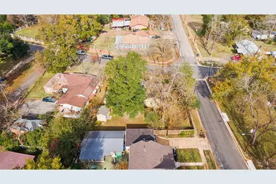 419 E Bell Avenue, Crockett, TX 75835 - Photo 28