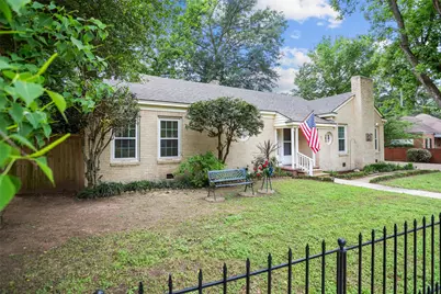 419 E Bell Avenue, Crockett, TX 75835 - Photo 2