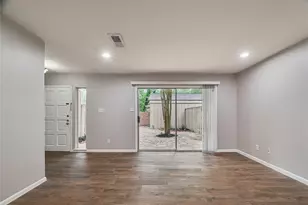 2425 W Settler's Way, The Woodlands, TX 77380 - Photo 16