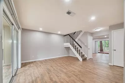 2425 W Settlers Way, The Woodlands, TX 77380 - Photo 8