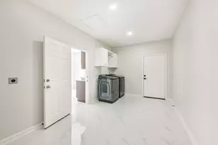 2315 Bending Spring Dr, Pearland, TX 77584 - Photo 18