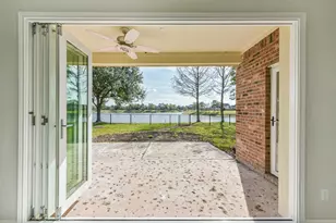 2315 Bending Spring Dr, Pearland, TX 77584 - Photo 4