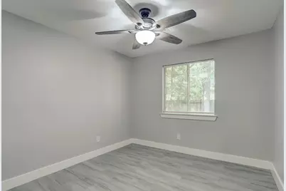 6 S Bristol Gate Place, The Woodlands, TX 77380 - Photo 20
