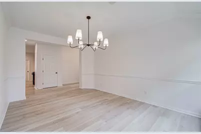 2030 Creek Shore Lane, Pearland, TX 77581 - Photo 10