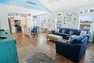 980 Fisherman Dr S, Crystal Beach, TX 77650 - Photo 16