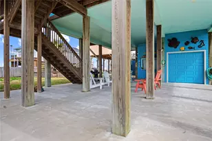 980 Fisherman Dr S, Port Bolivar, TX 77650 - Photo 6