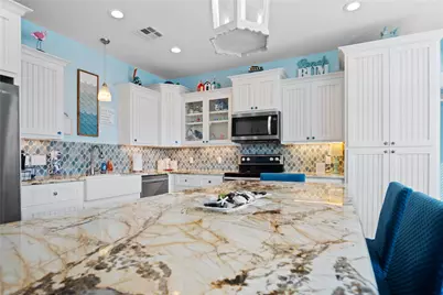 980 Fisherman Drive S, Crystal Beach, TX 77650 - Photo 20
