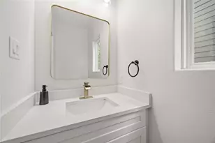 7217 Sandra St, Houston, TX 77028 - Photo 12