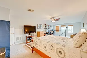 2650 Shady Acres Landing, Houston, TX 77008 - Photo 24