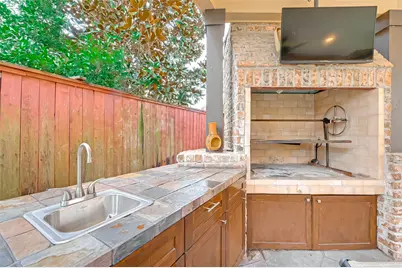 2650 Shady Acres Landing, Houston, TX 77008 - Photo 38