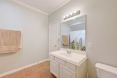 2650 Shady Acres Landing, Houston, TX 77008 - Photo 22