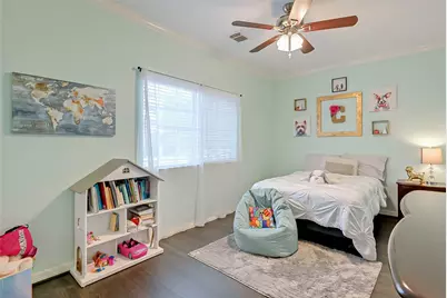2650 Shady Acres Landing, Houston, TX 77008 - Photo 20