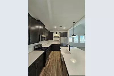8438 Tranquil Bay Court, Baytown, TX 77523 - Photo 10
