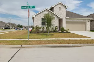 8438 Tranquil Bay Ct, Baytown, TX 77523 - Photo 2