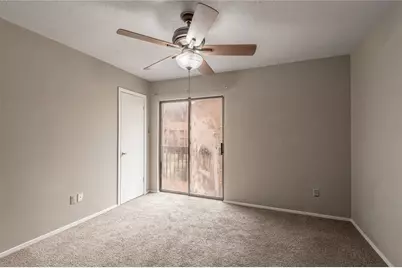 2521 Crosstimbers Street #D1, Huntsville, TX 77320 - Photo 18