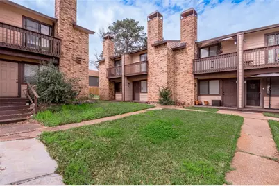 2521 Crosstimbers Street #D1, Huntsville, TX 77320 - Photo 1