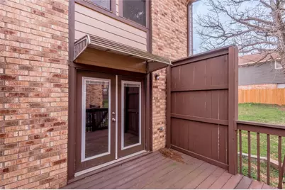 2521 Crosstimbers Street #D1, Huntsville, TX 77320 - Photo 32