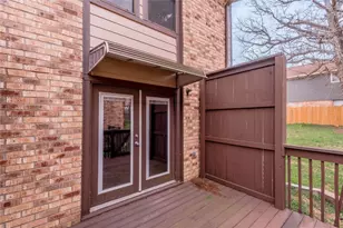 2521 Crosstimbers St, Huntsville, TX 77320 - Photo 32