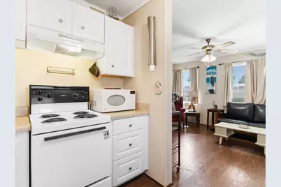 1938 County Road 201, Sargent, TX 77414 - Photo 12