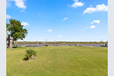 1938 County Road 201, Sargent, TX 77414 - Photo 22