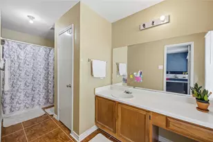 6802 Cheshire Park Rd, Houston, TX 77088 - Photo 14