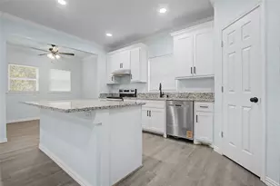 706 Ashville St, Navasota, TX 77868 - Photo 14