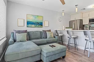 9520 Seawall Blvd, Galveston, TX 77554 - Photo 8