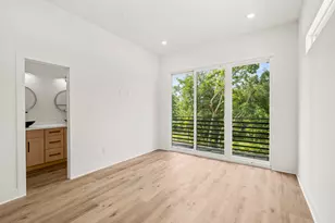 8011 Bowen St, Houston, TX 77051 - Photo 10