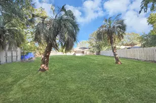 4311 Pine Shadows St, Dickinson, TX 77539 - Photo 20
