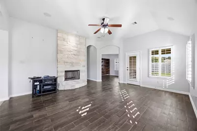 601 Dunlavy Lane, League City, TX 77573 - Photo 8