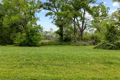 21610 Chenango Lake Drive, Angleton, TX 77515 - Photo 16