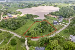 21610 Chenango Lake Dr, Angleton, TX 77515 - Photo 1