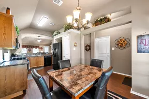 135 Brookside Dr, Huntsville, TX 77320 - Photo 12