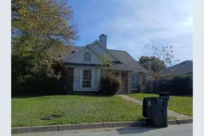 6611 Olivewood Drive, Arlington, TX 76001 - Photo 4