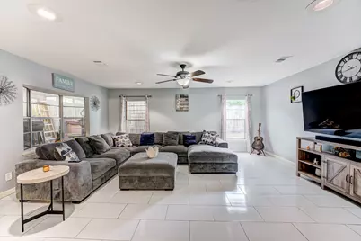 11819 S Nottingham Circle, Houston, TX 77071 - Photo 22