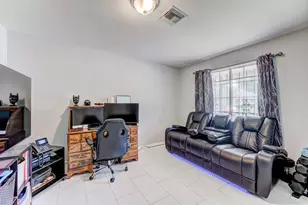 11819 S Nottingham Cir, Houston, TX 77071 - Photo 8
