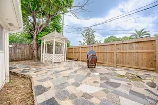 11819 S Nottingham Cir, Houston, TX 77071 - Photo 40