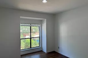 11711 Memorial Dr, Houston, TX 77024 - Photo 16