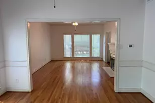 11711 Memorial Dr, Houston, TX 77024 - Photo 6