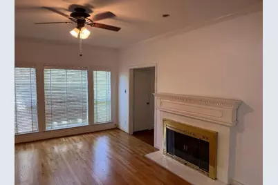 11711 Memorial Drive #143, Houston, TX 77024 - Photo 8