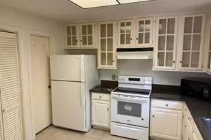 11711 Memorial Dr, Houston, TX 77024 - Photo 4