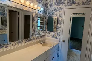 11711 Memorial Dr, Houston, TX 77024 - Photo 14