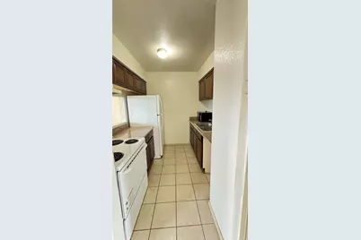 10802 Kingspoint Road, Houston, TX 77075 - Photo 10