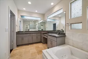 4833 Chenevert St, Houston, TX 77004 - Photo 18