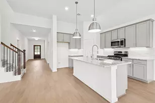 32215 Sunbeam Dr, Fulshear, TX 77441 - Photo 2