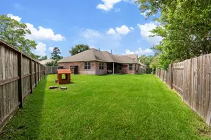 174 Maple Grove Dr, Conroe, TX 77384 - Photo 22
