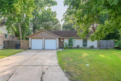 516 Saint Charles Street, League City, TX 77573 - Photo 2