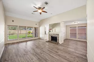 14427 Sun Harbor Dr, Houston, TX 77062 - Photo 4