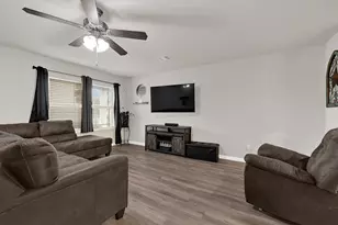 11 Becca Ct, Brookshire, TX 77423 - Photo 4